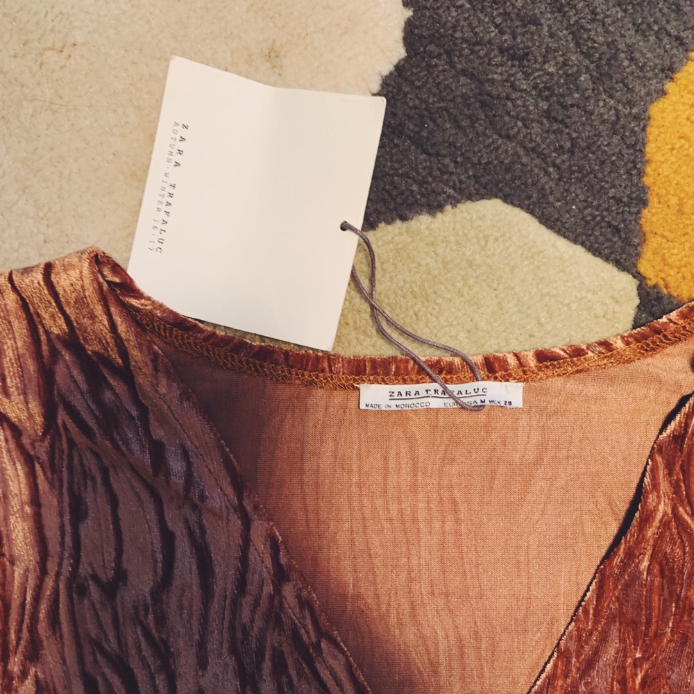 button dress - Picture 2 of 4